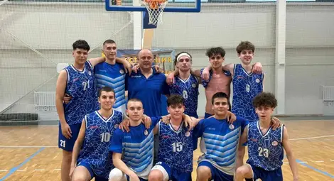 Баскетболистите на &bdquo;Дунав 2007&ldquo; ще играят за титла в Сандански