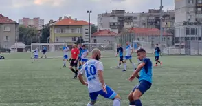 Бъдещите футболни звезди посрамени от тима на Батин