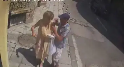 Изверг преби жестоко и ограби баби в центъра на София, но възмездието го сполетя бързо!