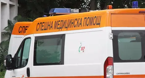 29-годишен два пъти се прободе с нож в корема