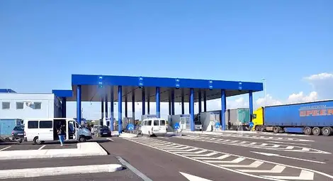 Задържаха 57 кг марихуана в микробус на ГКПП Дунав мост ІІ Задържаха 57 кг марихуана в микробус на ГКПП Дунав мост ІІ