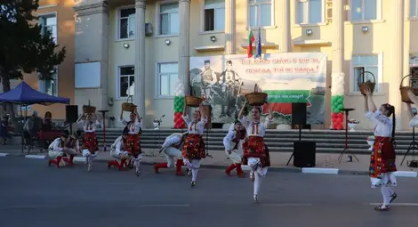В Новград отбелязват 157 години от подвига  на четата на Хаджи Димитър и Стефан Караджа.  Специален гост ще бъде народната певица Гуна Иванова