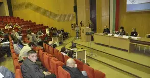 Първо обсъждане на бюджета без политически престрелки