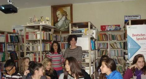 Дойче шуле отбеляза 264-ия рожден ден на патрона си