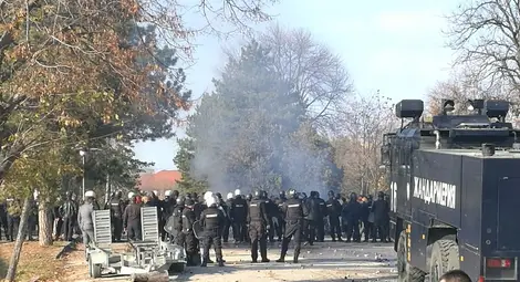 Гл. комисар Христо Терзийски: Напрежението в лагера в Харманли е овладяно