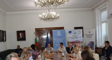 Председателят на НАОА връчи свидетелство за институционална акредитация на Русенския университет