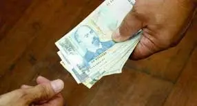 Баба остави 3500 лева  до Паметника на свободата