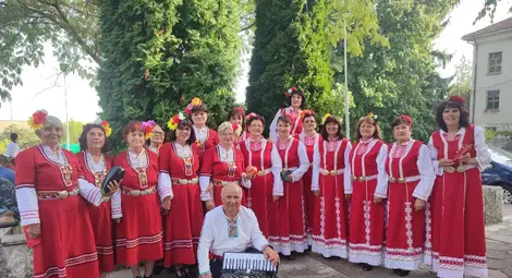 Самодейци от Ценовско спечелиха публиката в Павел