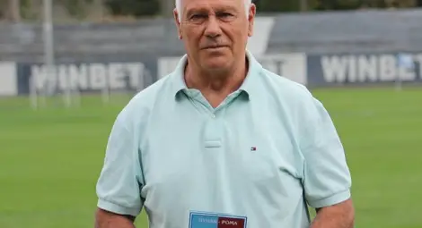 Не може да се каже по-добре: Бяга като сърна и стреля като топ!