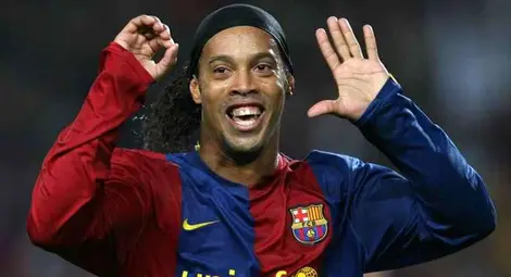 Роналдиньо мечтаe да играе на Мондиал 2014