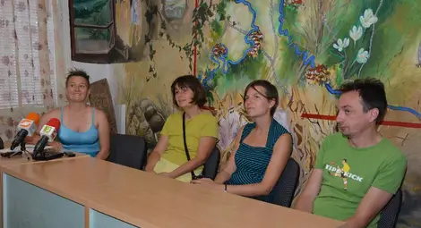 Гнездото като дом и полет  провокира 11 автори в &bdquo;Ломея&ldquo;