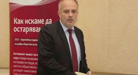 Тотю Младенов: От 1 януари 2014 г. отпадат всички ограничения за работа в ЕС