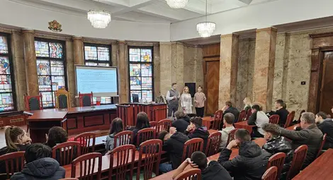 Окръжна прокуратура – Русе, съвместно с Окръжен съд – Русе и сдружение - Център „Динамика“ обсъдиха с деветокласници от ПГ по промишлени технологии "Атанас Цонев Буров" - Русе темата: „Детско правосъдие и агресия в училище“ Окръжна прокуратура – Русе, съвместно с Окръжен съд – Русе и сдружение - Център „Динамика“ обсъдиха с деветокласници от ПГ по промишлени технологии "Атанас Цонев Буров" - Русе темата: „Детско правосъдие и агресия в училище“