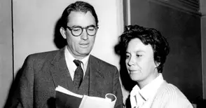 „Надявах се на бърза и снизходителна смърт в ръцете на критиците, но и се молех някой да хареса романа“