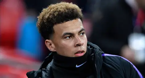 Дел Али подписа нов дългосрочен договор с Тотнъм