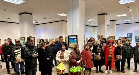 Кметът Пенчо Милков отличи художника Маньо Манев с почетен плакет за 80-годишнината му