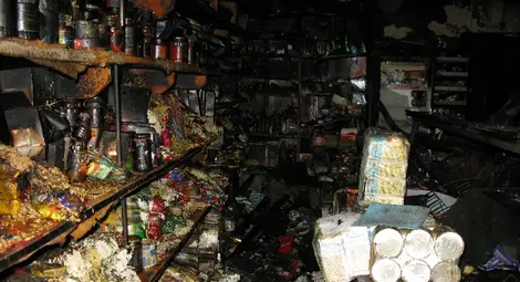 Квартална бакалия изгоря след над 40 години непрекъсната работа