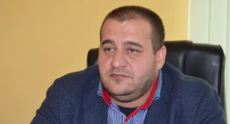 Кметът Стоилов бил началник в казармата на шампиона по преференции Веселин Велчев