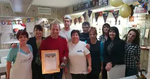 Анкета с клиенти оформя менюто на „Кралска закуска“