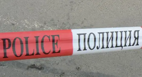 Румънец вади нож на полицаи в Русе