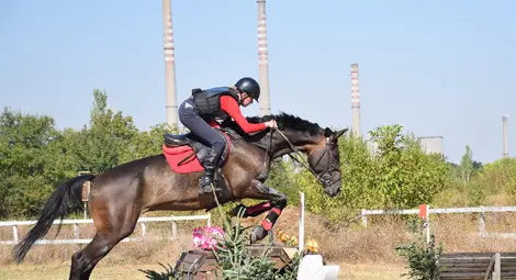 Русе беше домакин на оспорвана надпревара от най&ndash;зрелищната дисциплина в конния спорт /галерия/
