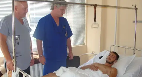 Бургаски хирурзи спасиха прерязан с флекс крак