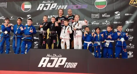 Талантите от &bdquo;Хелиос&ldquo; с куп медали по бразилско джу-джицу