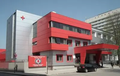 Ученици свирят с благодарност  за медиците от Онкоцентъра