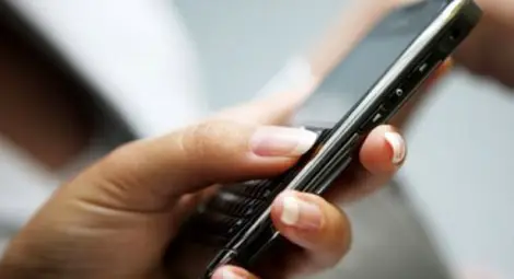 17 милиона есемеса изпратени на Нова година