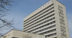 Трима шефове на отделения в болницата с прекратени договори