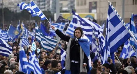 Големият митинг за името Македония на площад "Синтагма" е в готовност да започне