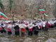 С мъжко хоро във водите на река Видима и изпълнение на живо на Валя Балканска отбелязаха Богоявление в Априлци