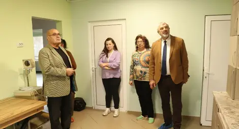 Децата от Дневния център &bdquo;Рализ Бализ&ldquo; в Сливо поле  получиха подаръци