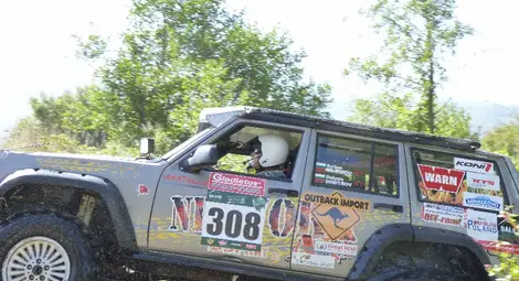 Свилен Максимов си купи самолет, за да избяга от войната по пътищата