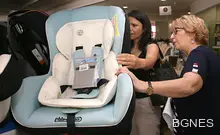 Търсете оранжевия етикет на детските столчета за автомобили Търсете оранжевия етикет на детските столчета за автомобили