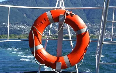 Български моряци са паднали зад борда на кораб край Норвегия, издирват ги