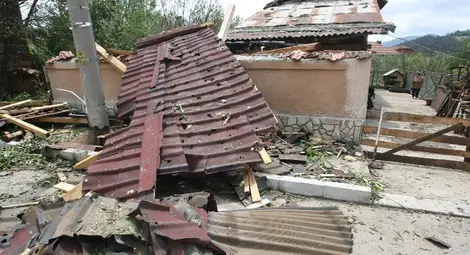 Градушки, наводнения и смерч в страната - ОБОБЩЕНИЕ