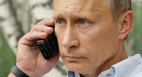 Тайните на Кремъл: какъв телефон използва Путин Тайните на Кремъл: какъв телефон използва Путин