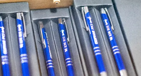 Нов магазин за сувенири срещу Доходното здание популяризира Русе Нов магазин за сувенири срещу Доходното здание популяризира Русе