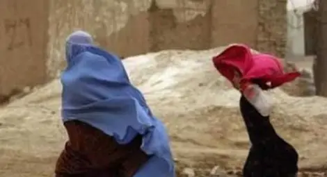 Афганистанка уби 25 талибани, за да отмъсти за смъртта на сина си Афганистанка уби 25 талибани, за да отмъсти за смъртта на сина си