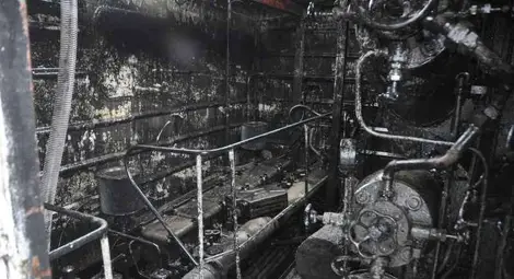 &bdquo;Фери топ 1&ldquo; излезе изцяло над водата, утре вадят горивото /галерия/