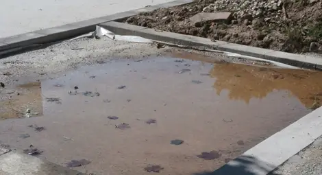 Кеят - строителен обект в руини, тишина и без строителите