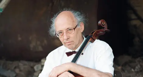 Именитият Венцеслав Николов свири с ученици на концерт