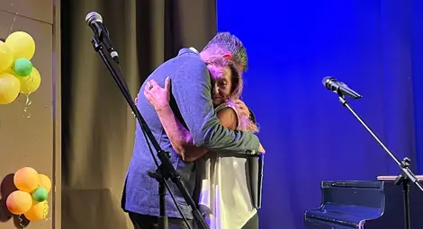 Прегръдка на двама директори даде начало на учебната година в Училището по изкуствата