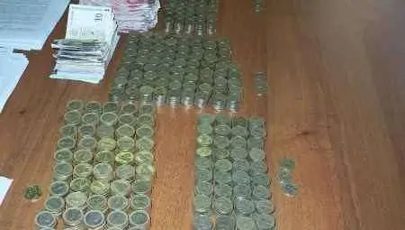 20 кг монети бяха дарени за довършването на храм в Русе