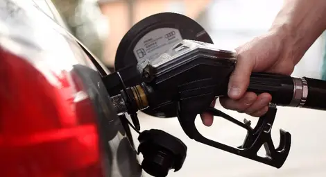 Цената на бензина ще пада и догодина