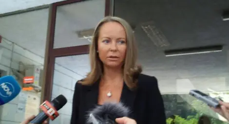 18 шивачки от Кричим и 4-ма военни от Асеновград са сред заразените с Covid-19 18 шивачки от Кричим и 4-ма военни от Асеновград са сред заразените с Covid-19