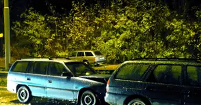 Неспазена дистанция прати форд в сандвич между БМВ и фолксваген