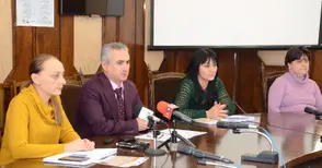 Наков: Който саботира  е-картите, ще си носи кръста!