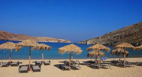 Първи гръцки плаж забрани пушенето